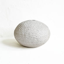 Load image into Gallery viewer, Coiled Vase in Cream