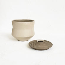 Load image into Gallery viewer, Lidded Vessel in Egg Shell