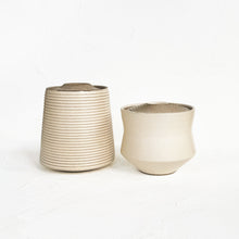 Load image into Gallery viewer, Lidded Vessel in Egg Shell