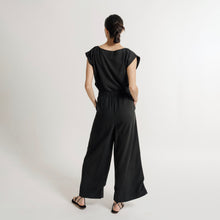 Load image into Gallery viewer, Silk Noil Crop Pant in Black