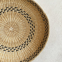 Load image into Gallery viewer, Low Basket with Perisi fungi