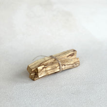 Load image into Gallery viewer, Natural Palo Santo