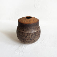 Load image into Gallery viewer, Vase in Brown and Olive