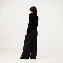 Load image into Gallery viewer, Fine Knit Rib Top in Black