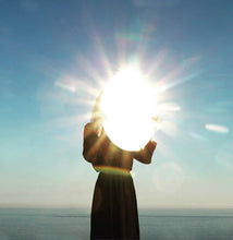 Load image into Gallery viewer, A grounding and energy protection workshop with Annette Frost-Jensen!