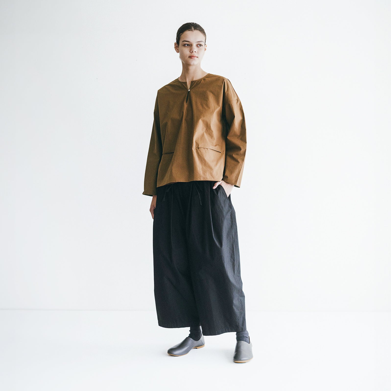 Anil Pants in Black