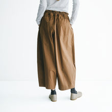 Load image into Gallery viewer, Anil Pants in Khaki Brown
