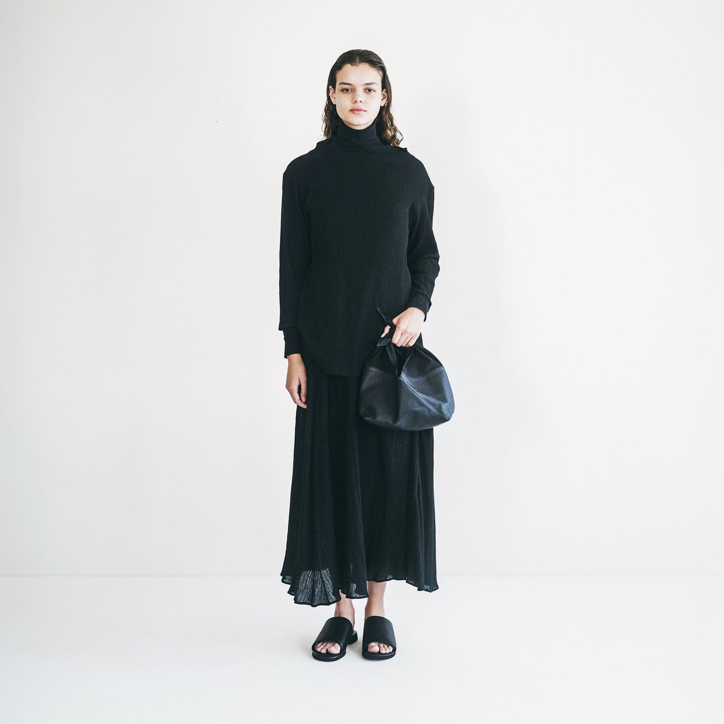 Dharam Skirt in Stretch Black