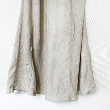 Load image into Gallery viewer, Layering Slip in Stone White