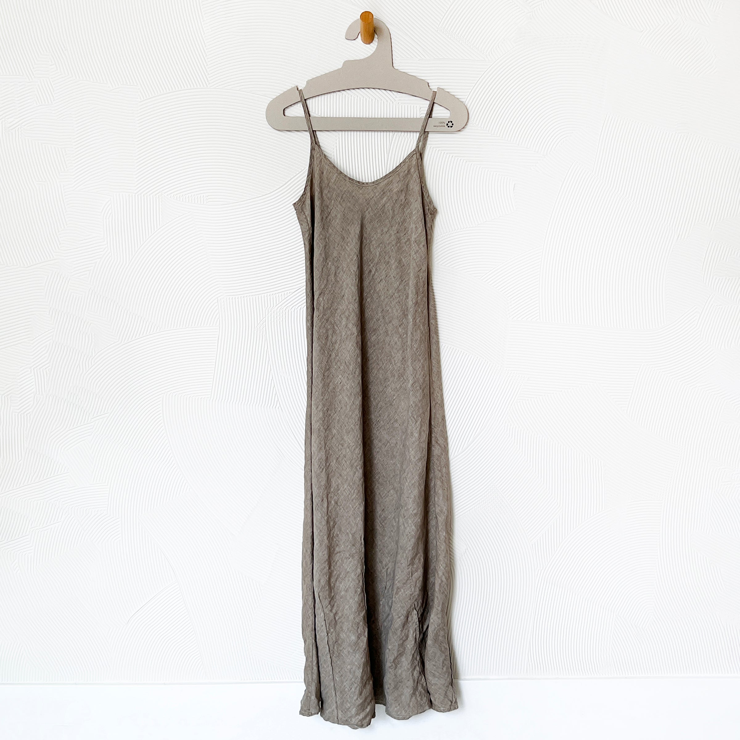 Long Layering Slip in Cottonwood