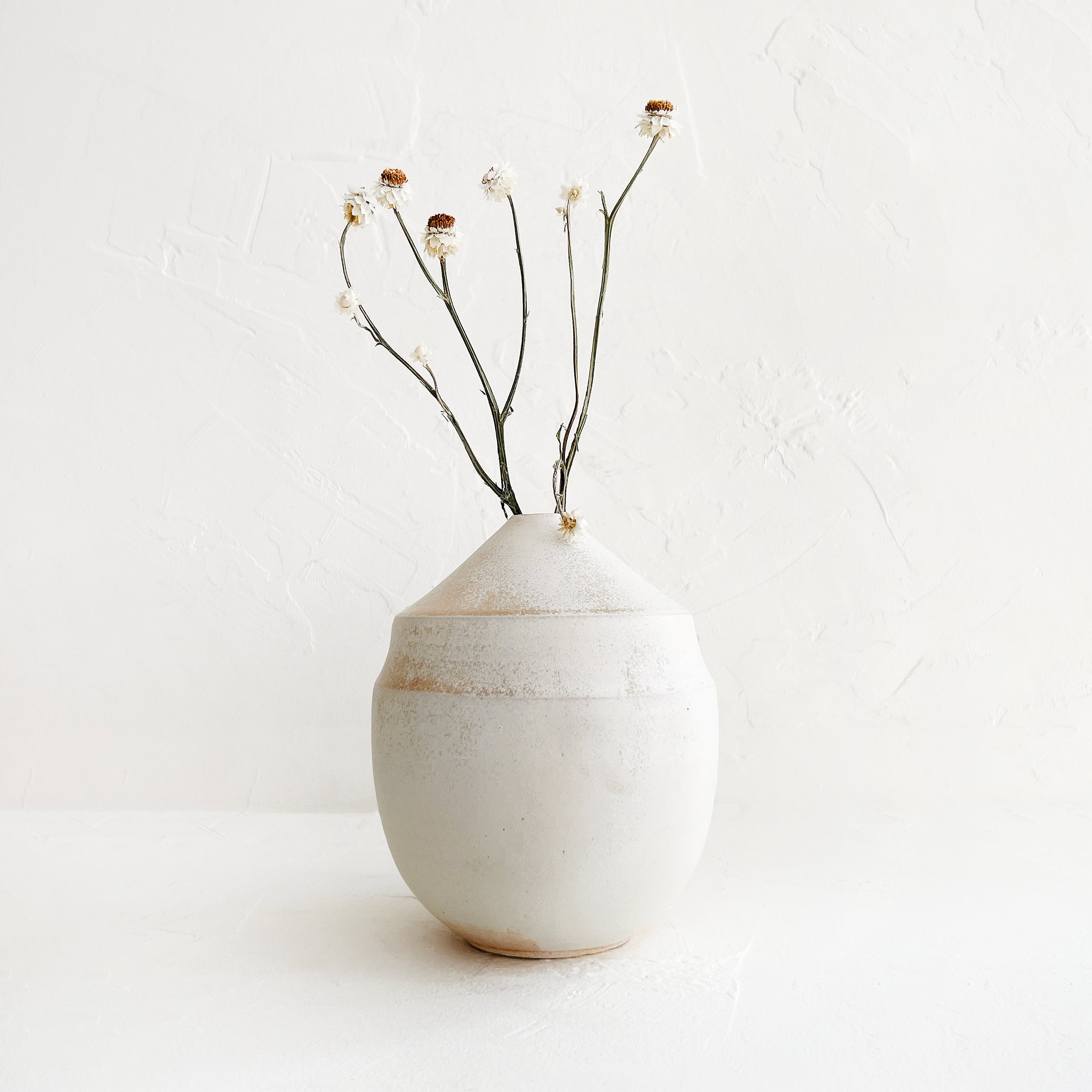 Vase in Cotton White