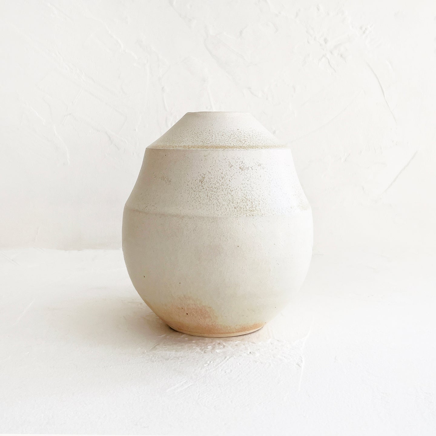 Vase in Cotton White