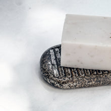 Load image into Gallery viewer, River Stone Soapholder