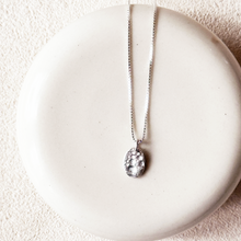 Load image into Gallery viewer, Urchin Shell Impression Necklace