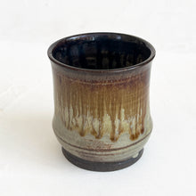 Load image into Gallery viewer, Vintage Ceramic Cup