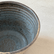 Load image into Gallery viewer, Ramen Bowl in Peacock and Chocolate