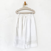 Load image into Gallery viewer, Embroidered Midi Skirt