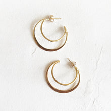 Load image into Gallery viewer, Passage Earrings