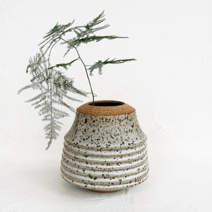 Collared Vase in Speckled White