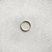 Load image into Gallery viewer, Rope Ring in Sterling