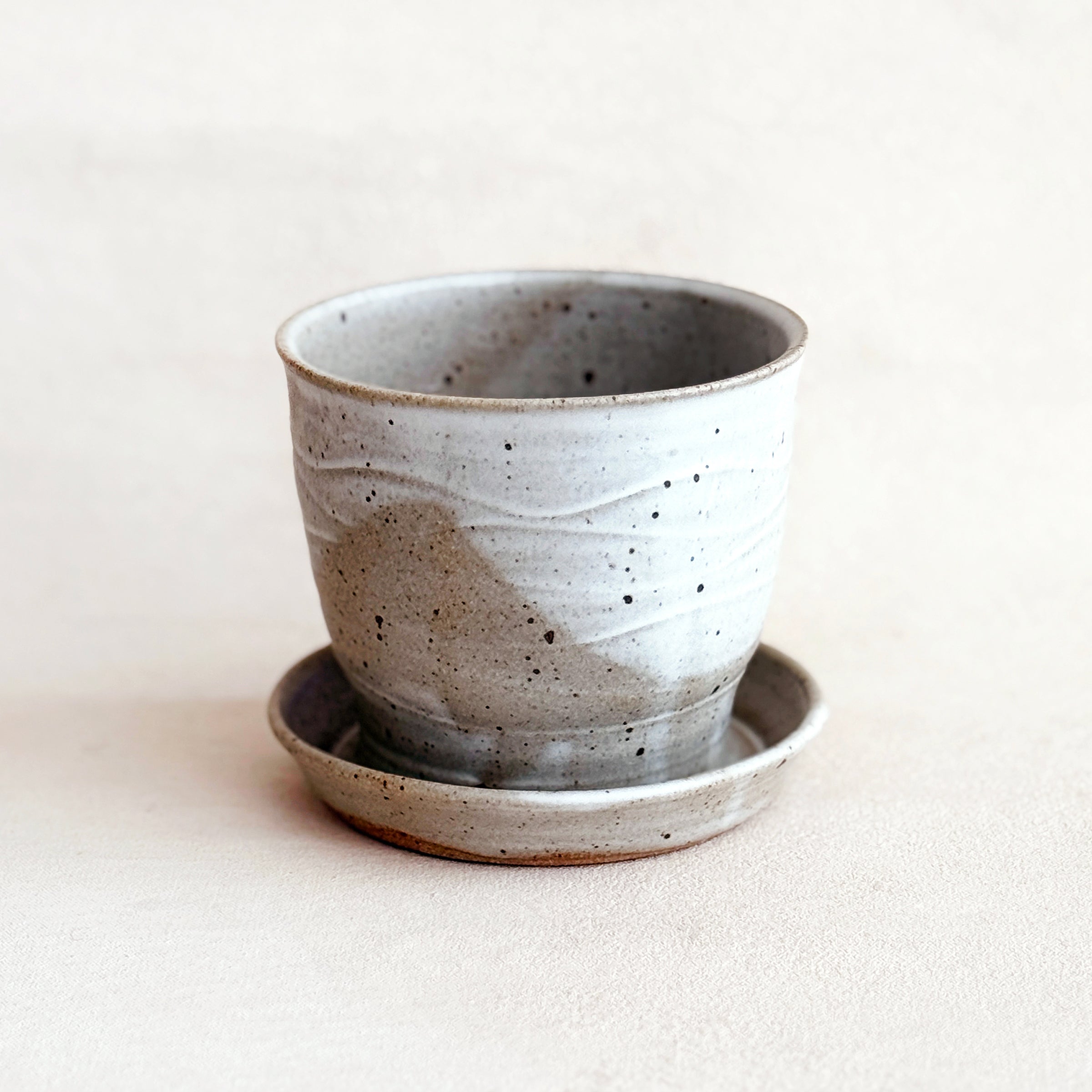 Colletti Planter in Cream and Olive