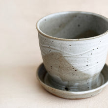 Load image into Gallery viewer, Colletti Planter in Cream and Olive