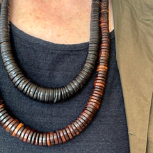 Load image into Gallery viewer, Vintage Heishi Beaded Necklace