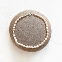 Load image into Gallery viewer, Keishi Pearl Bracelet