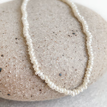 Load image into Gallery viewer, Seed Keishi Pearl Bracelet