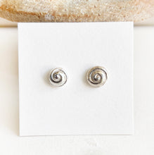 Load image into Gallery viewer, Silver Spiral Shell Stud