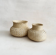 Load image into Gallery viewer, Vintage Tarahumara Basket