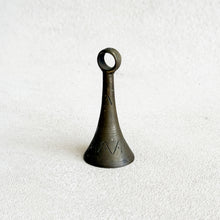Load image into Gallery viewer, Vintage Tall Bells
