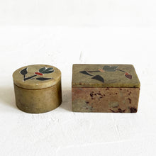 Load image into Gallery viewer, Vintage Soapstone Trinket Box