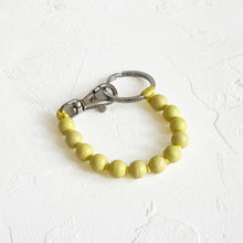 Load image into Gallery viewer, Perlen Short Keychain