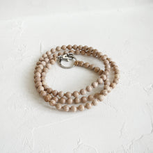 Load image into Gallery viewer, HandyKette Phone Necklace