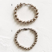 Load image into Gallery viewer, Vintage Sterling Silver Ball Bracelet