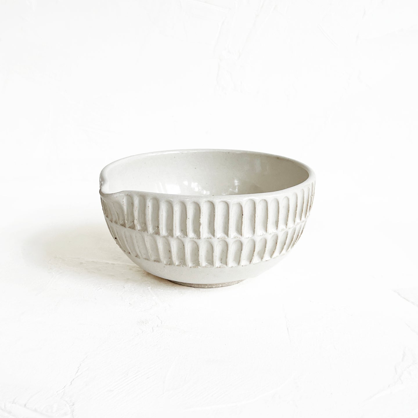 Carved Matcha Bowl in Pearl