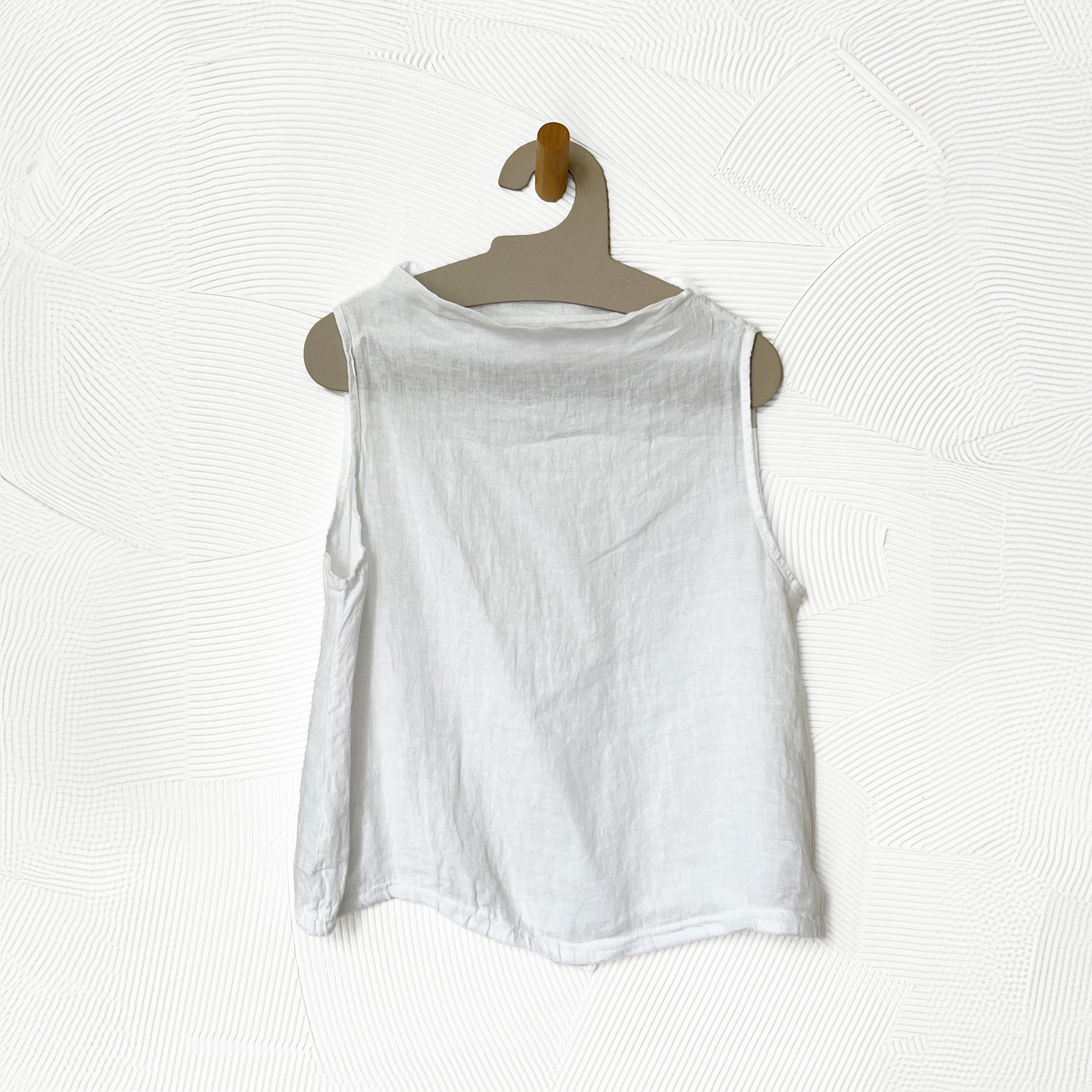 Sleeveless Linen Blouse in White