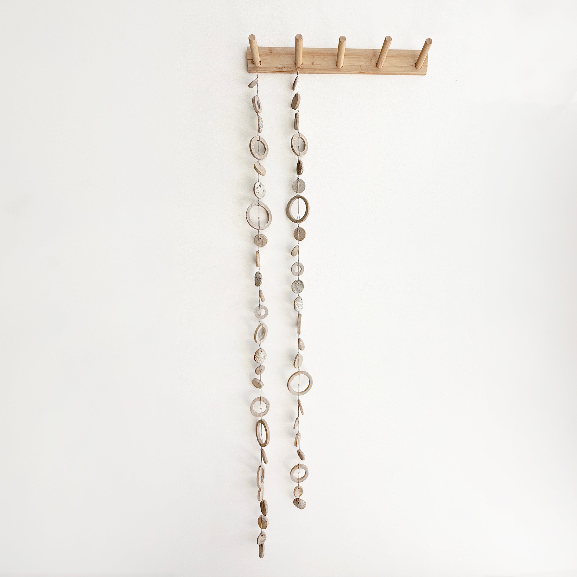 Long Shell Chain in Quail
