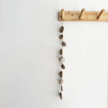 Load image into Gallery viewer, Short Shell Chain in Quail