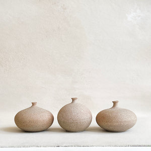 Stones Vase in Sandstone