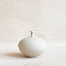 Load image into Gallery viewer, Stones Vase in Stone