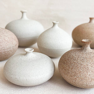 Stones Vase in Sandstone