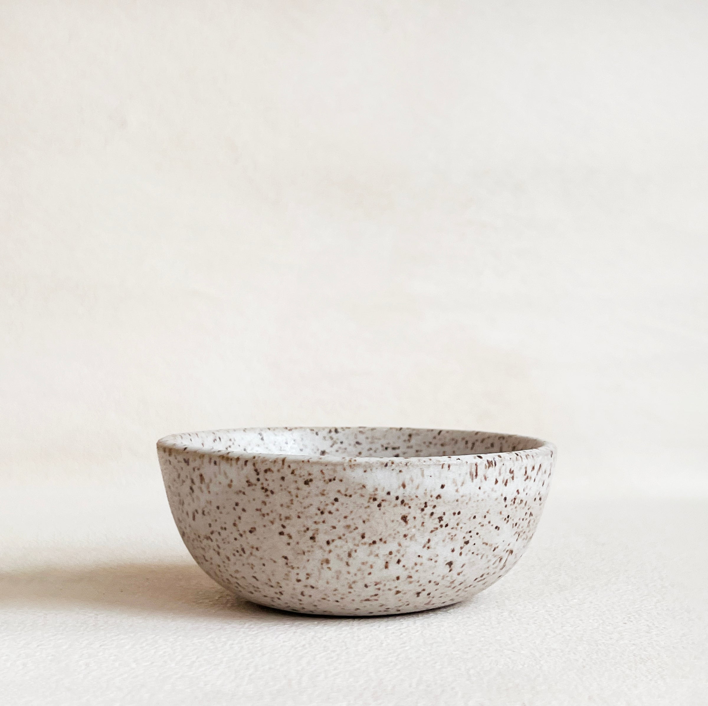 Sauce Bowl in Pebble