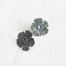 Load image into Gallery viewer, Matilija Earrings