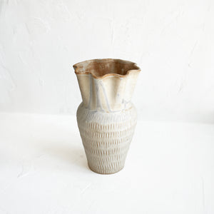 Datura Vase in Oyster