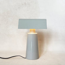 Load image into Gallery viewer, Caret Portable Table Lamp