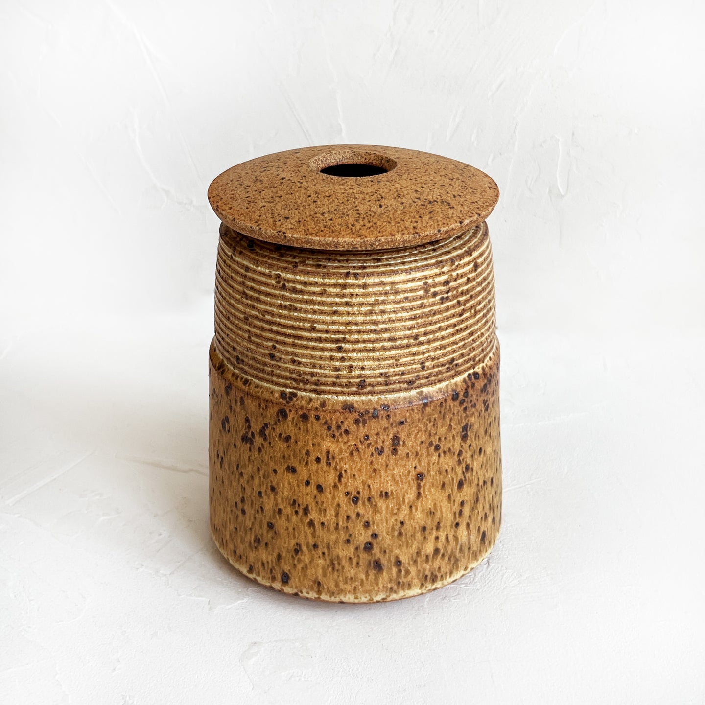 Lidded Vessel in Speckled Pumpkin