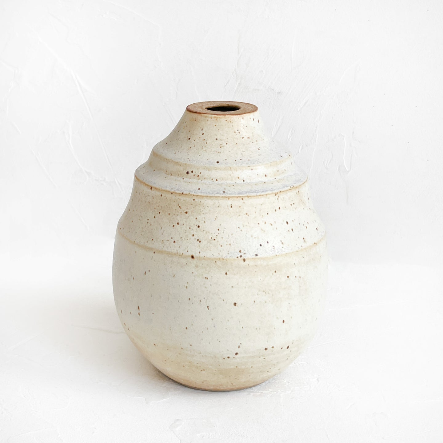 Vase in Speckled Warm White