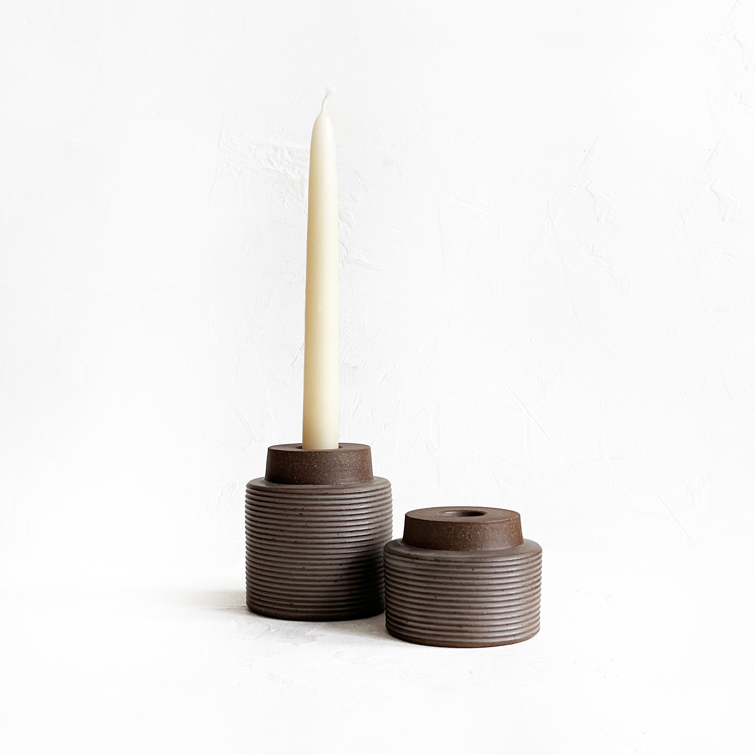 Ribbed Candle Holder in Matte Brown